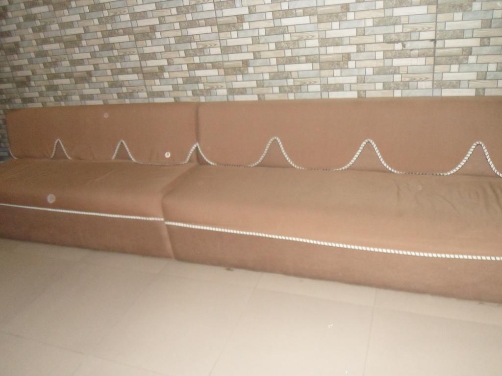 Hotel Rajdeep Inn Ahmedabad Exteriör bild